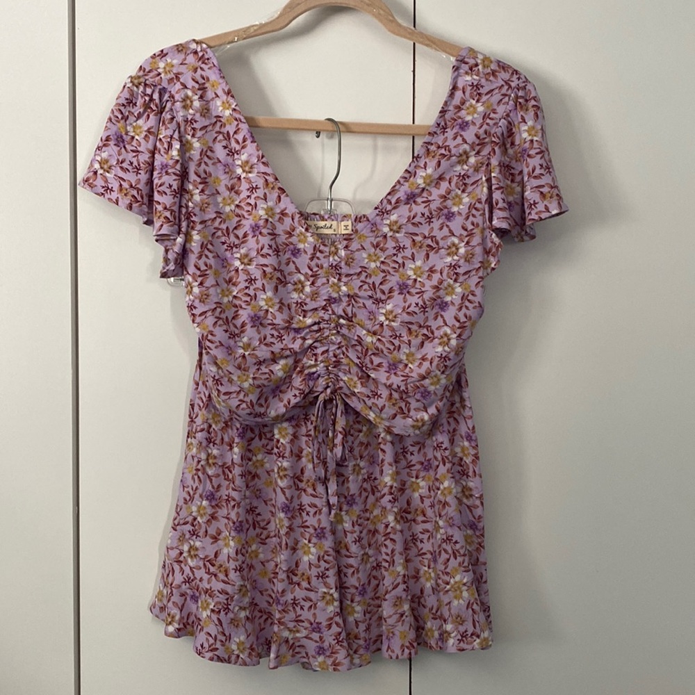 Live to be Spoiled 2 Pc crop top / short set, size XS /S. EUC condition